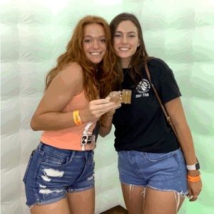 Meet your Posher, Allie